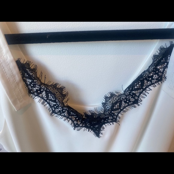 Aritzia Babaton Adalric Tank - Picture 3 of 5